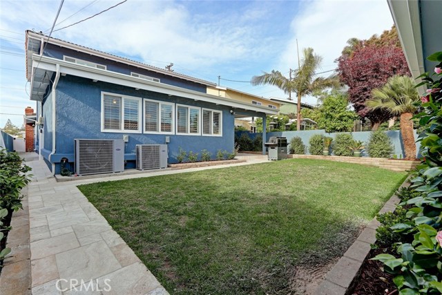 826 Knob Hill Avenue, Redondo Beach, California 90277, 4 Bedrooms Bedrooms, ,2 BathroomsBathrooms,Residential,Sold,Knob Hill,SB17090188