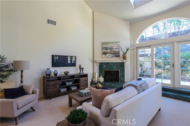 3 Cambridge, Manhattan Beach, California 90266, 4 Bedrooms Bedrooms, ,2 BathroomsBathrooms,Residential,Sold,Cambridge,PW18003520