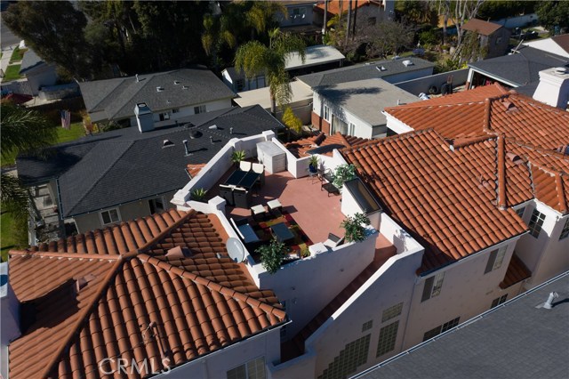 1021 Avenue D, Redondo Beach, California 90277, 4 Bedrooms Bedrooms, ,2 BathroomsBathrooms,Residential,Sold,Avenue D,SB21005310