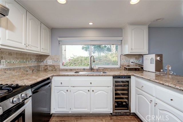 1852 Trudie Drive, Rancho Palos Verdes, California 90275, 3 Bedrooms Bedrooms, ,2 BathroomsBathrooms,Residential,Sold,Trudie,PV20227512