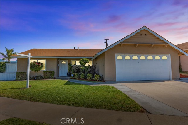 Detail Gallery Image 1 of 1 For 13041 Cornishcrest Rd, Whittier,  CA 90605 - 4 Beds | 2 Baths