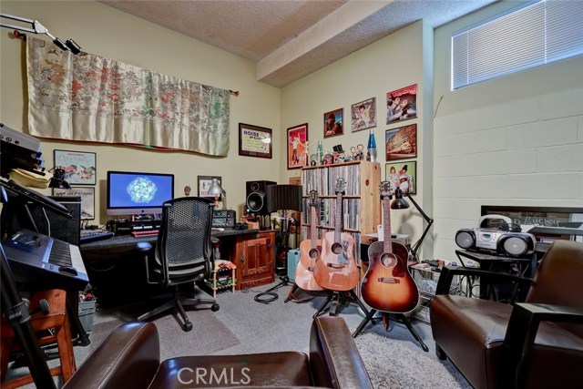 105 Irena Avenue, Redondo Beach, California 90277, 3 Bedrooms Bedrooms, ,3 BathroomsBathrooms,Residential,Sold,Irena,SB18189275