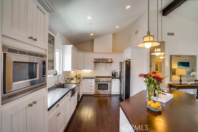 105 S Prospect Avenue, Redondo Beach, California 90277, 4 Bedrooms Bedrooms, ,2 BathroomsBathrooms,Residential,Sold,S Prospect,SB18121161