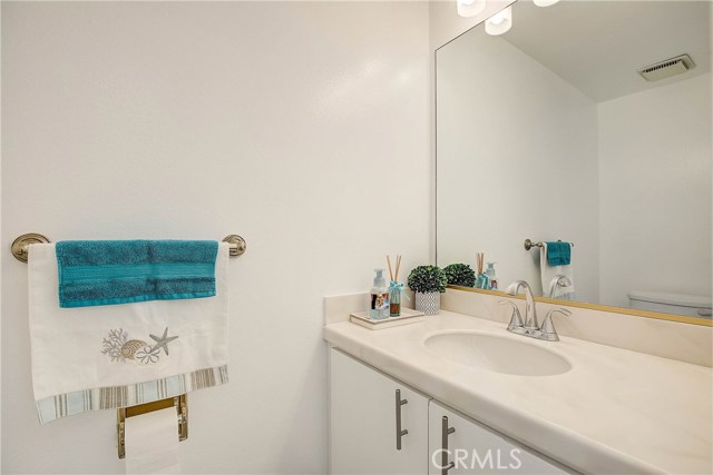 1919 Marshallfield Lane, Redondo Beach, California 90278, 3 Bedrooms Bedrooms, ,3 BathroomsBathrooms,Residential,Sold,Marshallfield,SB20041815