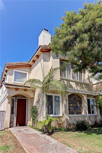 2111 Mathews Avenue, Redondo Beach, California 90278, 3 Bedrooms Bedrooms, ,2 BathroomsBathrooms,Residential,Sold,Mathews,SB17206417