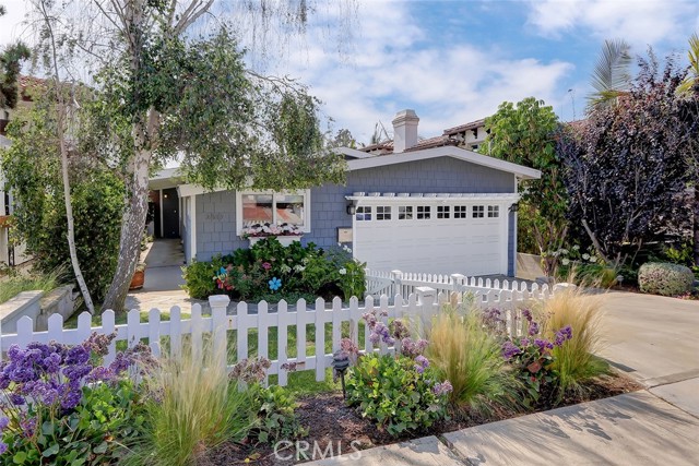 2317 Elm Avenue, Manhattan Beach, California 90266, 4 Bedrooms Bedrooms, ,3 BathroomsBathrooms,Residential,Sold,Elm,SB21152627
