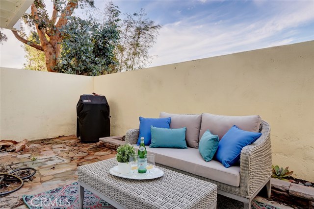1717 Van Horne Lane, Redondo Beach, California 90278, 3 Bedrooms Bedrooms, ,1 BathroomBathrooms,Residential,Sold,Van Horne,SB19279300