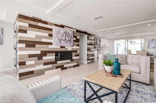 821 Anita Street, Redondo Beach, California 90278, 4 Bedrooms Bedrooms, ,1 BathroomBathrooms,Residential,Sold,Anita,SB20077059