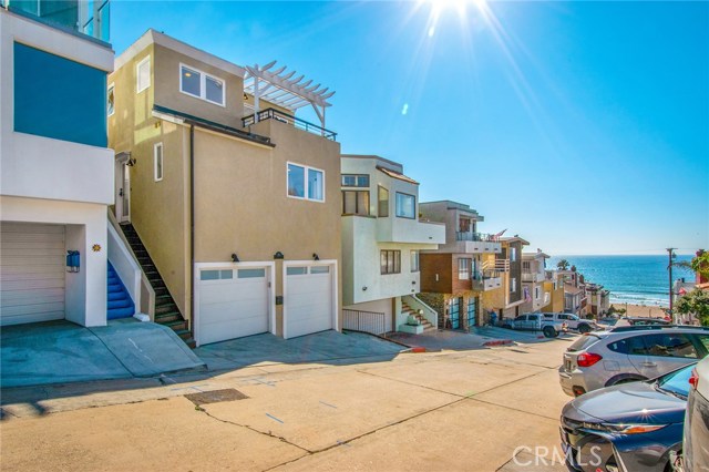 212 43rd Street, Manhattan Beach, California 90266, 3 Bedrooms Bedrooms, ,1 BathroomBathrooms,Residential,Sold,43rd,SB20210235