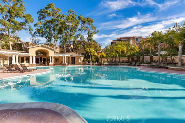 feature listing property photo
