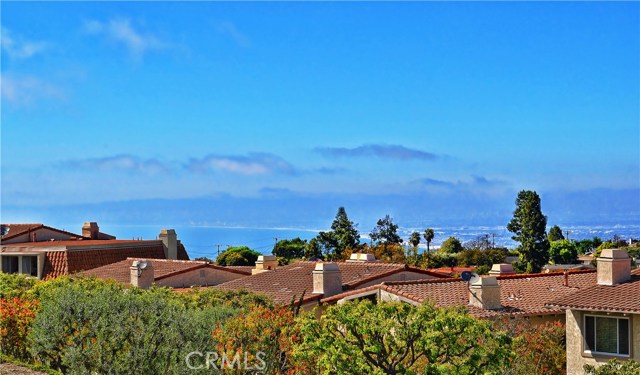 Queen's Necklace & Ocean View