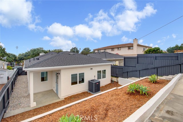 520 Maria Avenue, Redondo Beach, California 90277, 3 Bedrooms Bedrooms, ,2 BathroomsBathrooms,Residential,Sold,Maria,SB19272797