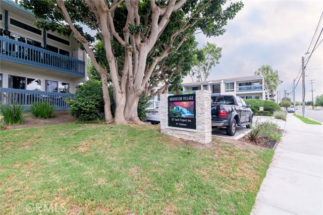 631 Prospect Avenue, Redondo Beach, California 90277, 2 Bedrooms Bedrooms, ,2 BathroomsBathrooms,Residential,Sold,Prospect,SB20199042