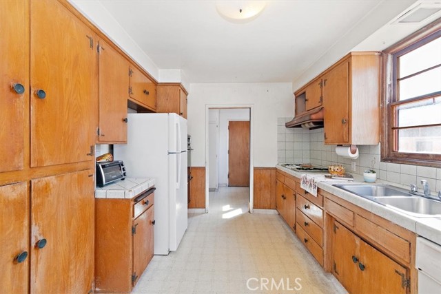 419 Avenue F, Redondo Beach, California 90277, 3 Bedrooms Bedrooms, ,2 BathroomsBathrooms,Residential,Sold,Avenue F,PV21173428