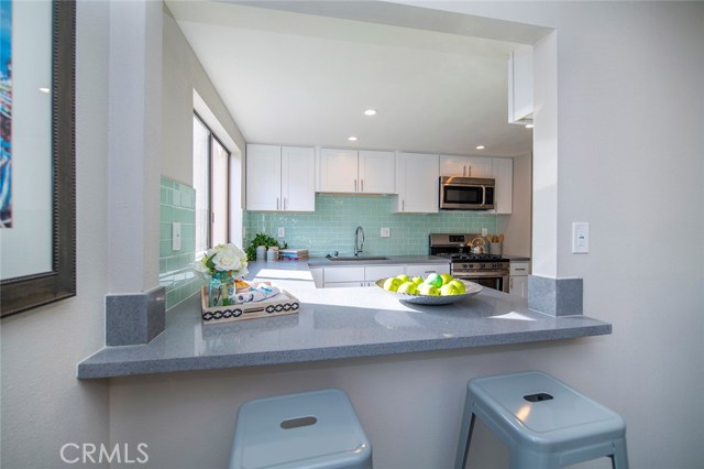 6305 Ridgeglade Court, Rancho Palos Verdes, California 90275, 3 Bedrooms Bedrooms, ,3 BathroomsBathrooms,Residential,Sold,Ridgeglade,IN18277304