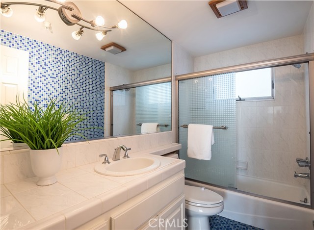 324 21st Street, Manhattan Beach, California 90266, 3 Bedrooms Bedrooms, ,4 BathroomsBathrooms,Residential,Sold,21st,SB21154913
