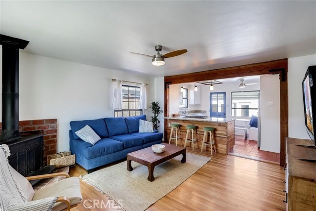 1908 Condon Avenue, Redondo Beach, California 90278, 2 Bedrooms Bedrooms, ,2 BathroomsBathrooms,Residential,Sold,Condon,PW21060307