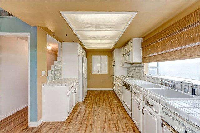 1531 Steinhart Avenue, Redondo Beach, California 90278, 3 Bedrooms Bedrooms, ,2 BathroomsBathrooms,Residential,Sold,Steinhart,SB19047735