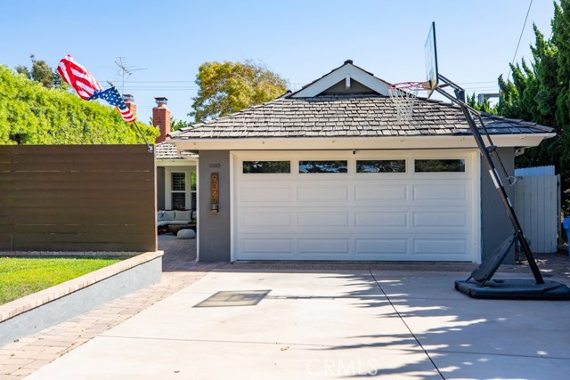 904 Knob Hill Avenue, Redondo Beach, California 90277, 4 Bedrooms Bedrooms, ,2 BathroomsBathrooms,Residential,Sold,Knob Hill,SB20157214