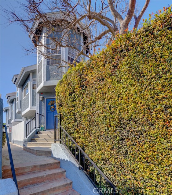 1607 Blossom Lane, Redondo Beach, California 90278, 3 Bedrooms Bedrooms, ,2 BathroomsBathrooms,Residential,Sold,Blossom,SB21041581