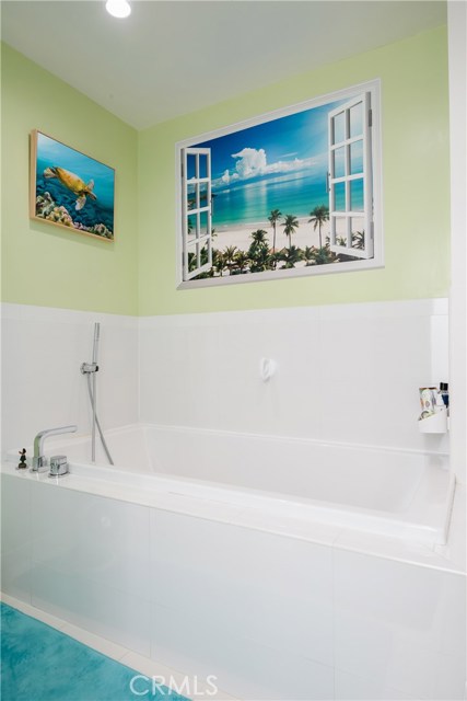 462 27th Street, Manhattan Beach, California 90266, 3 Bedrooms Bedrooms, ,2 BathroomsBathrooms,Residential,Sold,27th,SB20201304