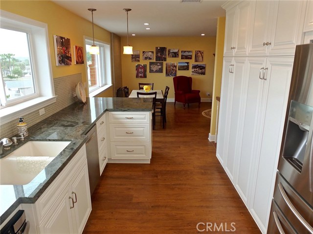 412 Prospect Avenue, Redondo Beach, California 90277, 5 Bedrooms Bedrooms, ,4 BathroomsBathrooms,Residential,Sold,Prospect,PW17120153