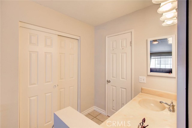 2217 Vanderbilt Lane, Redondo Beach, California 90278, 2 Bedrooms Bedrooms, ,1 BathroomBathrooms,Residential,Sold,Vanderbilt,SB19150868
