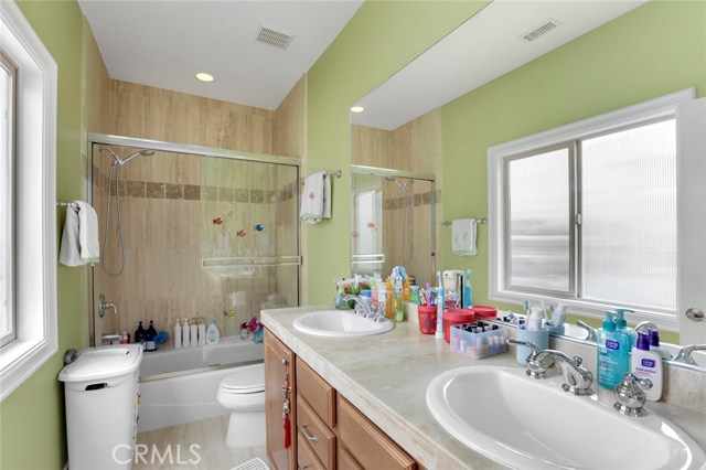 1738 Carlson Lane, Redondo Beach, California 90278, 4 Bedrooms Bedrooms, ,2 BathroomsBathrooms,Residential,Sold,Carlson,SB19118204