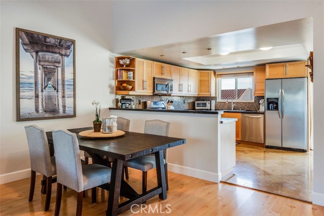 710 Guadalupe Avenue, Redondo Beach, California 90277, 2 Bedrooms Bedrooms, ,1 BathroomBathrooms,Residential,Sold,Guadalupe,SB19016726