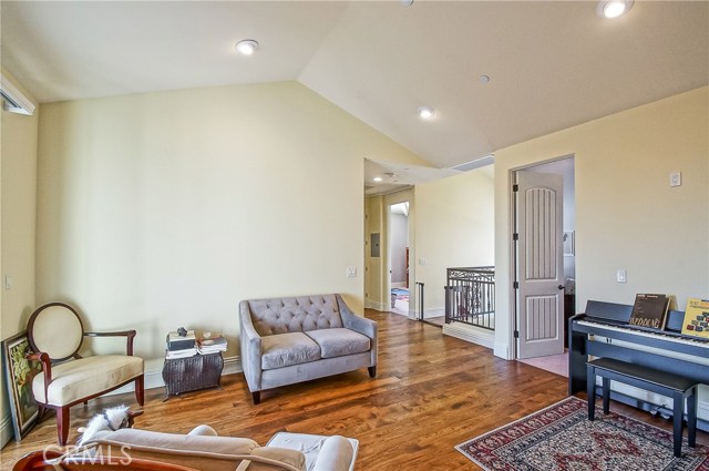 1817 Belmont Lane, Redondo Beach, California 90278, 5 Bedrooms Bedrooms, ,3 BathroomsBathrooms,Residential,Sold,Belmont,SB18185098