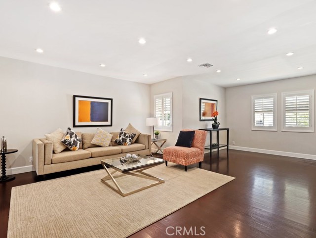 3 Bed Home for Sale in Encino, California