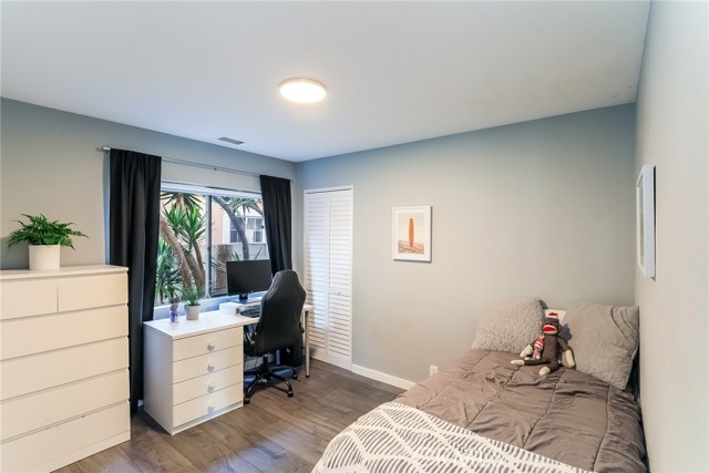 2121 Plant Avenue, Redondo Beach, California 90278, 4 Bedrooms Bedrooms, ,1 BathroomBathrooms,Residential,Sold,Plant,SB21007789
