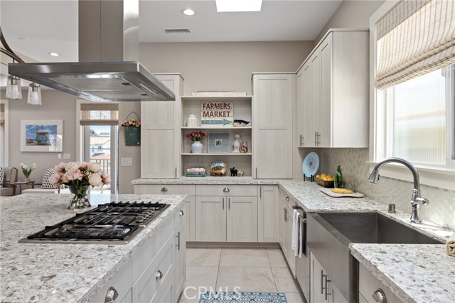 2309 Clark Lane, Redondo Beach, California 90278, 4 Bedrooms Bedrooms, ,3 BathroomsBathrooms,Residential,Sold,Clark,SB21061823