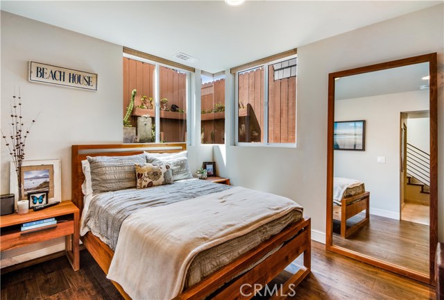 228 33rd Street, Manhattan Beach, California 90266, 3 Bedrooms Bedrooms, ,1 BathroomBathrooms,Residential,Sold,33rd,SB19198538