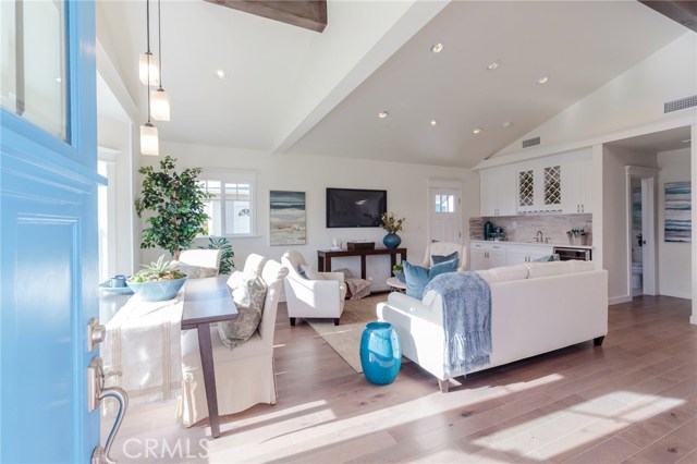 502 Paulina Avenue, Redondo Beach, California 90277, 3 Bedrooms Bedrooms, ,2 BathroomsBathrooms,Residential,Sold,Paulina,SB17257861