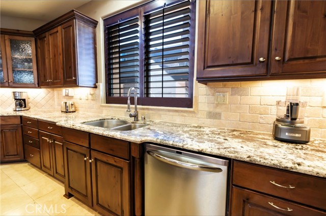 2204 Plant Avenue, Redondo Beach, California 90278, 4 Bedrooms Bedrooms, ,2 BathroomsBathrooms,Residential,Sold,Plant,SB19037845
