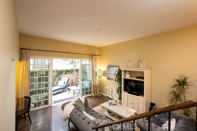 2522 Nelson Avenue, Redondo Beach, California 90278, 3 Bedrooms Bedrooms, ,2 BathroomsBathrooms,Residential,Sold,Nelson,SB20200332