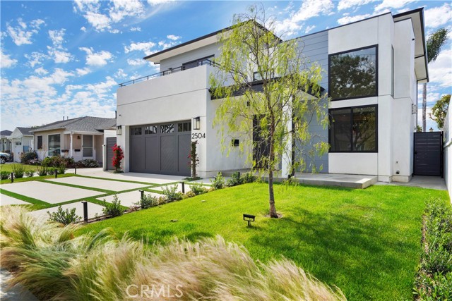2504 Fisk Ln, Redondo Beach, California 90278, 4 Bedrooms Bedrooms, ,3 BathroomsBathrooms,Residential,Sold,Fisk Ln,DW21052780