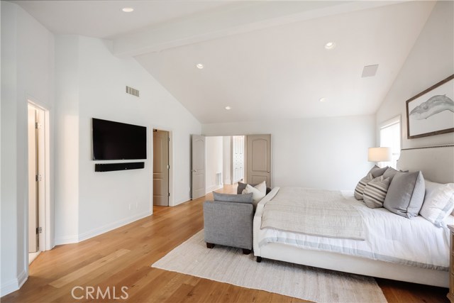 653 26th Street, Manhattan Beach, California 90266, 5 Bedrooms Bedrooms, ,3 BathroomsBathrooms,Residential,Sold,26th,SB20212794