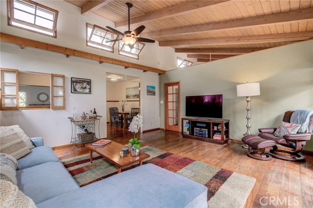607 Camino Real, Redondo Beach, California 90277, 2 Bedrooms Bedrooms, ,2 BathroomsBathrooms,Residential,Sold,Camino Real,SB20134527