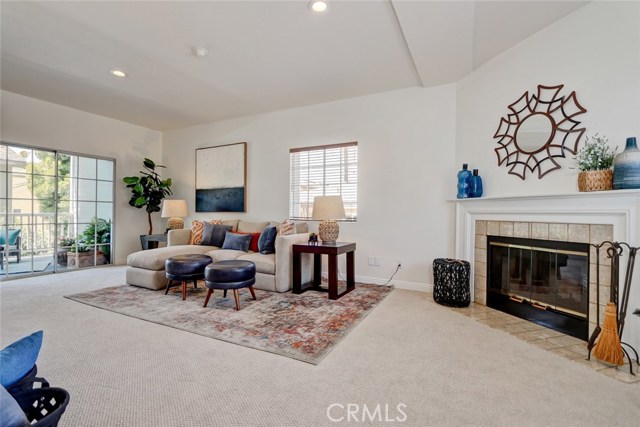 2205 Felton Lane, Redondo Beach, California 90278, 3 Bedrooms Bedrooms, ,2 BathroomsBathrooms,Residential,Sold,Felton,SB18109653