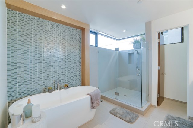 1308 Manhattan Avenue, Manhattan Beach, California 90266, 3 Bedrooms Bedrooms, ,2 BathroomsBathrooms,Residential,Sold,Manhattan,SB18127932