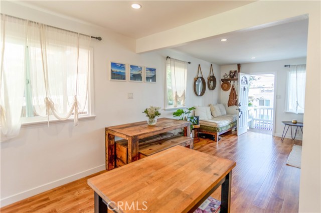 2022 Rockefeller Lane, Redondo Beach, California 90278, 2 Bedrooms Bedrooms, ,1 BathroomBathrooms,Residential,Sold,Rockefeller,SB20182136