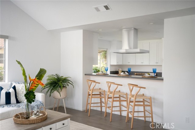 2100 Vanderbilt Lane, Redondo Beach, California 90278, 3 Bedrooms Bedrooms, ,2 BathroomsBathrooms,Residential,Sold,Vanderbilt,SB20174420