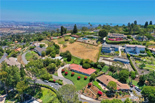 34 Deerhill Drive, Rolling Hills Estates, California 90274, 3 Bedrooms Bedrooms, ,3 BathroomsBathrooms,Residential,Sold,Deerhill,PV21123888