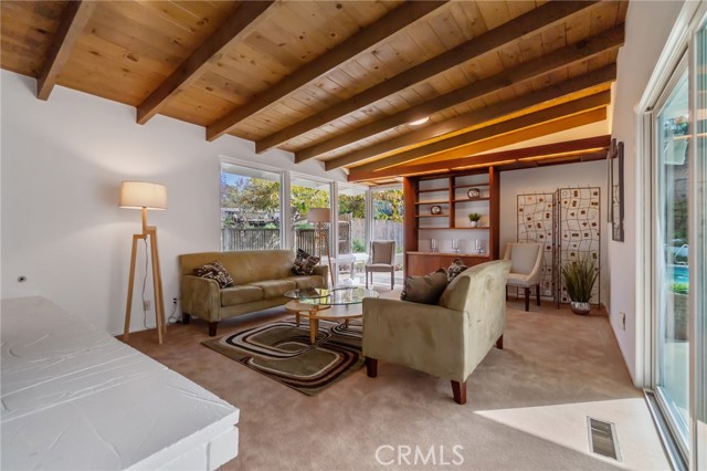 4 Spinning Wheel Lane, Rolling Hills Estates, California 90274, 4 Bedrooms Bedrooms, ,3 BathroomsBathrooms,Residential,Sold,Spinning Wheel,SB21079311