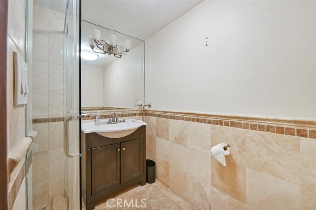 512 Knob Hill Avenue, Redondo Beach, California 90277, 4 Bedrooms Bedrooms, ,2 BathroomsBathrooms,Residential,Sold,Knob Hill,SB21044060