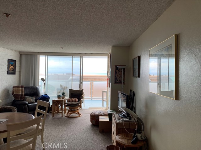 615 Esplanade, Redondo Beach, California 90277, 1 Bedroom Bedrooms, ,1 BathroomBathrooms,Residential,Sold,Esplanade,SB19047660