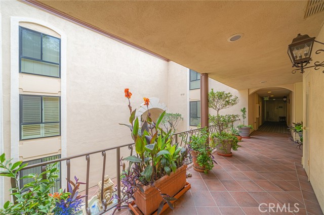 2525 Via Campesina, Palos Verdes Estates, California 90274, 2 Bedrooms Bedrooms, ,2 BathroomsBathrooms,Residential,Sold,Via Campesina,PV21123146