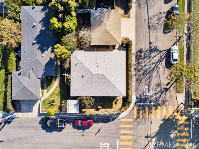 1400 17th Street, Manhattan Beach, California 90266, 2 Bedrooms Bedrooms, ,2 BathroomsBathrooms,Residential,Sold,17th,SB19026209